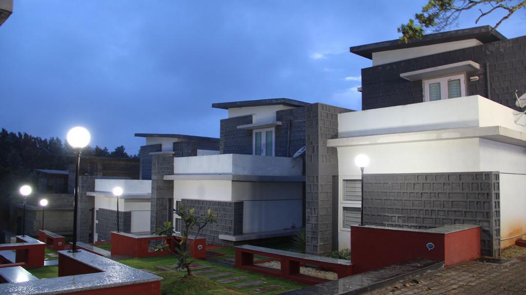 Leisure Vacations Cloud9 Resort,Yelagiri Room photo