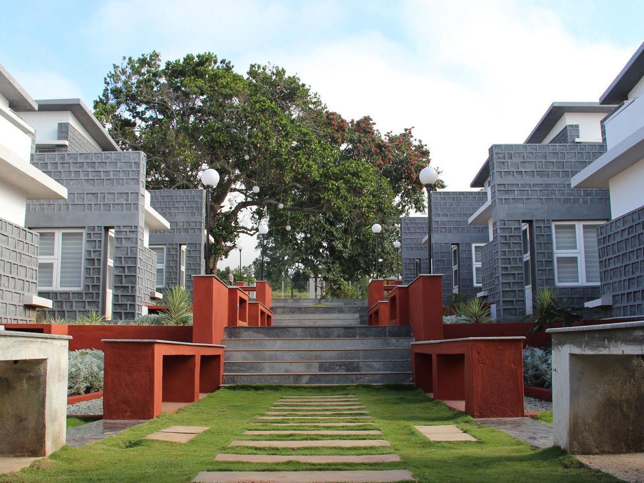 Leisure Vacations Cloud9 Resort,Yelagiri Exterior photo